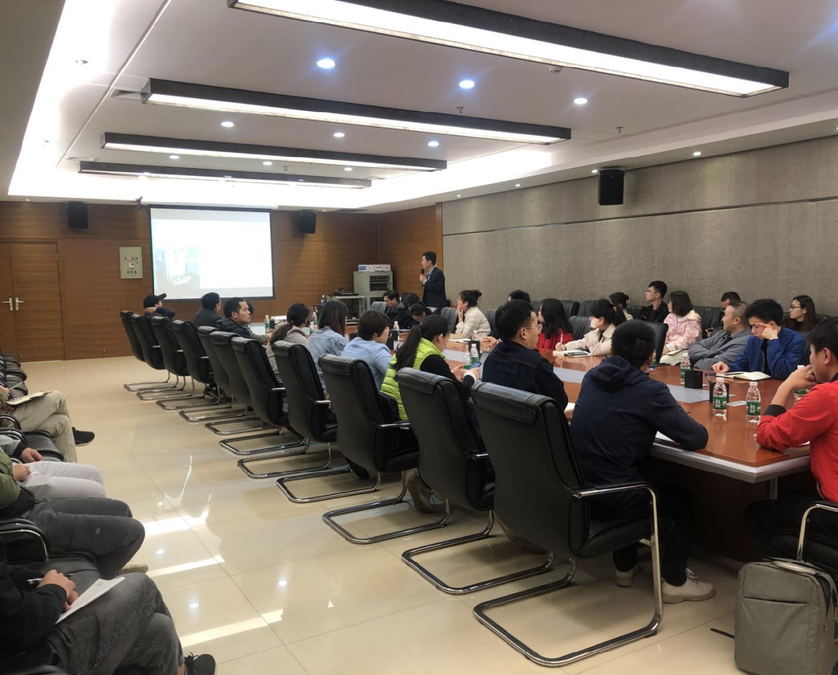 尊龙凯时应邀乐成举行了湖南省医疗器械工业园专场培训会